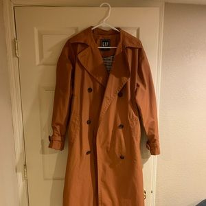 Gap Trench Coat (Copper/Orange/Autumn). Size Medium